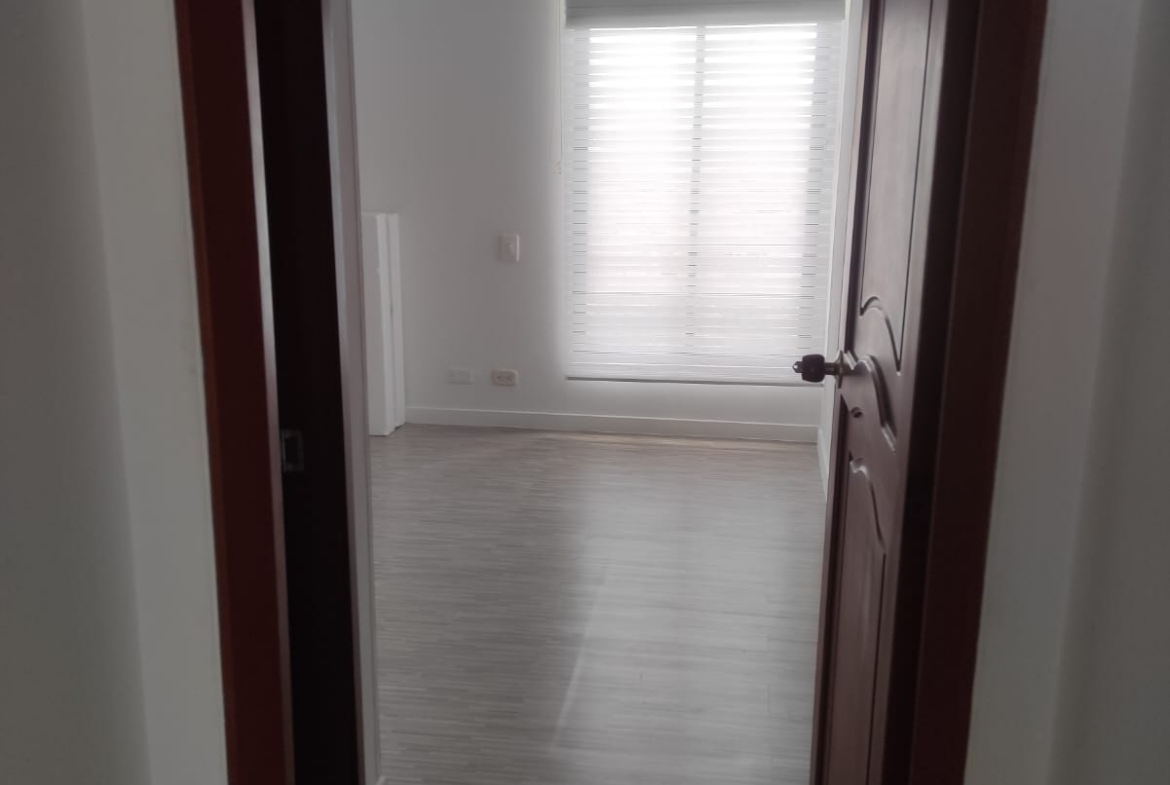 SE VENDE APARTAMENTO EN CONJUNTO RESIDENCIAL