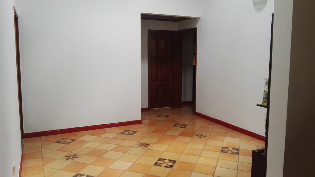SE VENDE HERMOSA FINCA DE RECREO VIA A ARMENIA