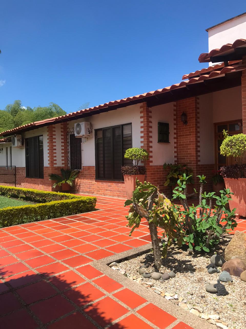 VENDE CASA CAMPESTRE SECTOR CERRITOS