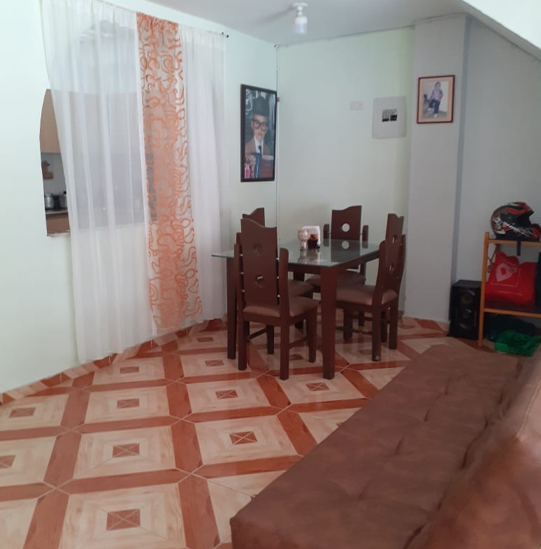 VENDO CASA EN BARRIO SAN NICOLAS