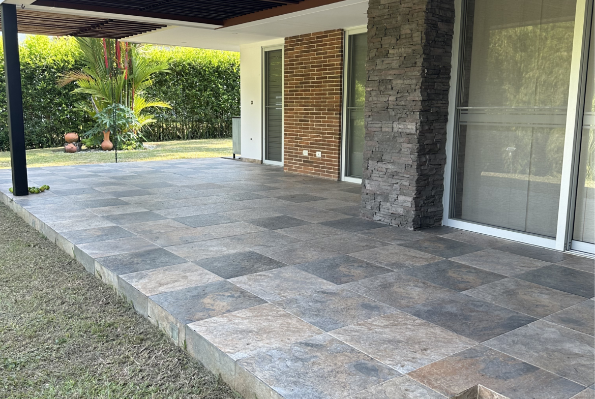 VENTA CASA CAMPESTRE EN CERRITOS