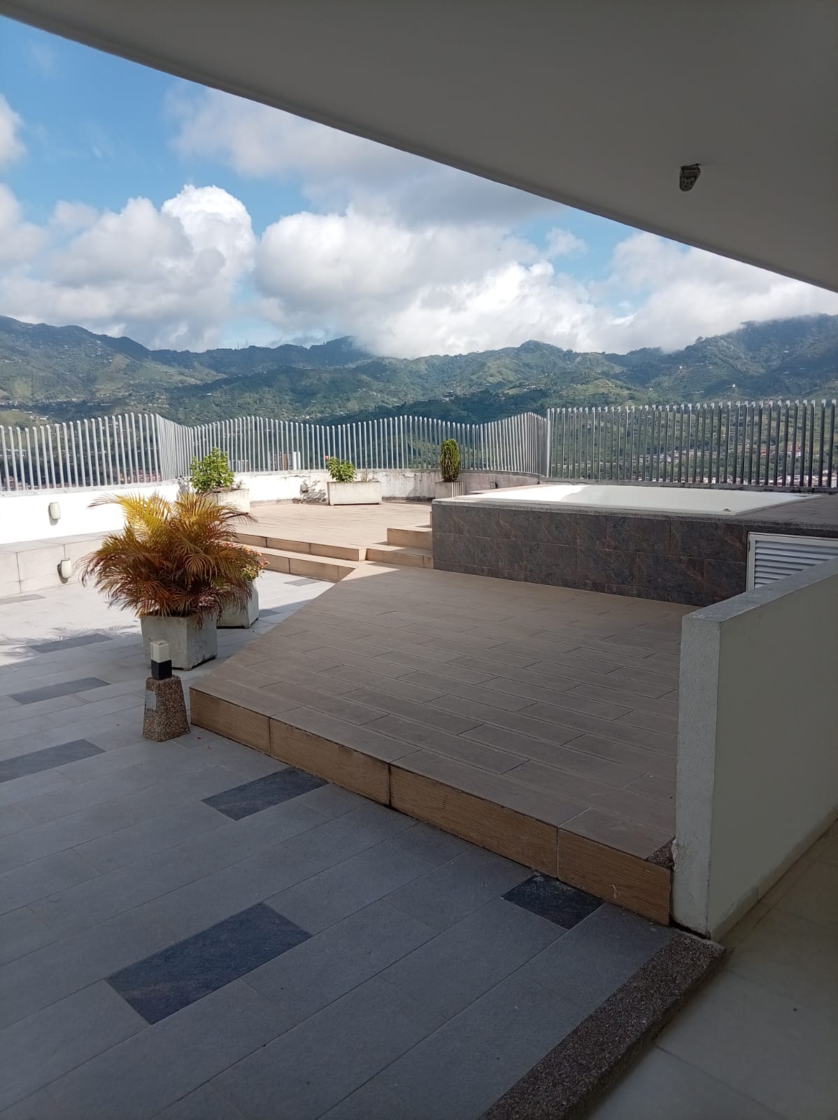 305072020250902025018 VENTA APARTAMENTO EN DOSQUEBRADAS , SECTOR MILÁN