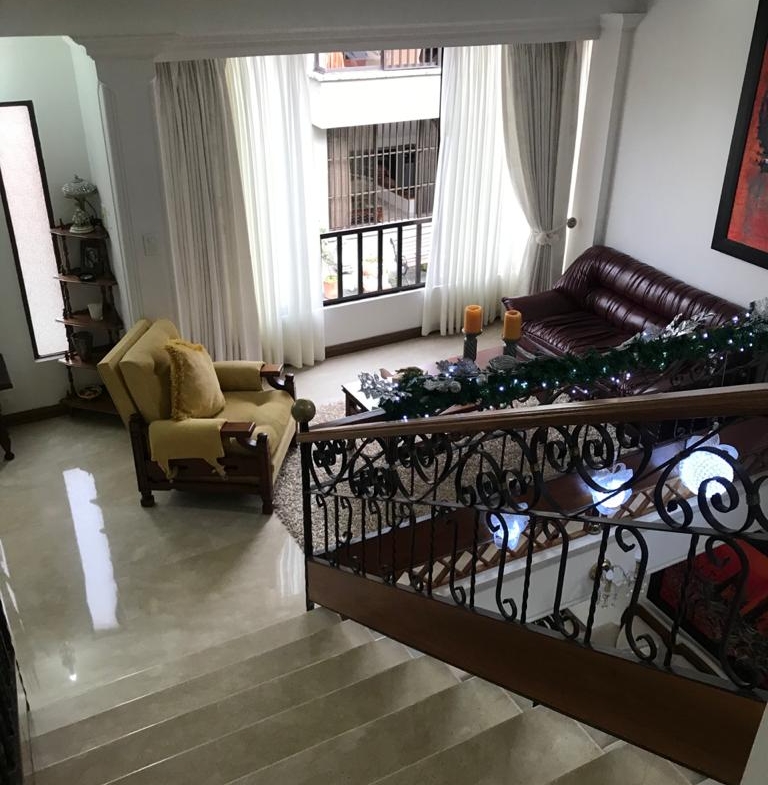 VENTA DE CASA EN PINARES