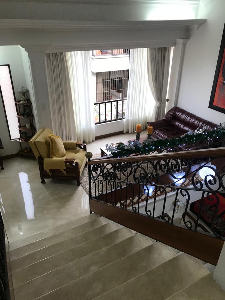 VENTA DE CASA EN PINARES