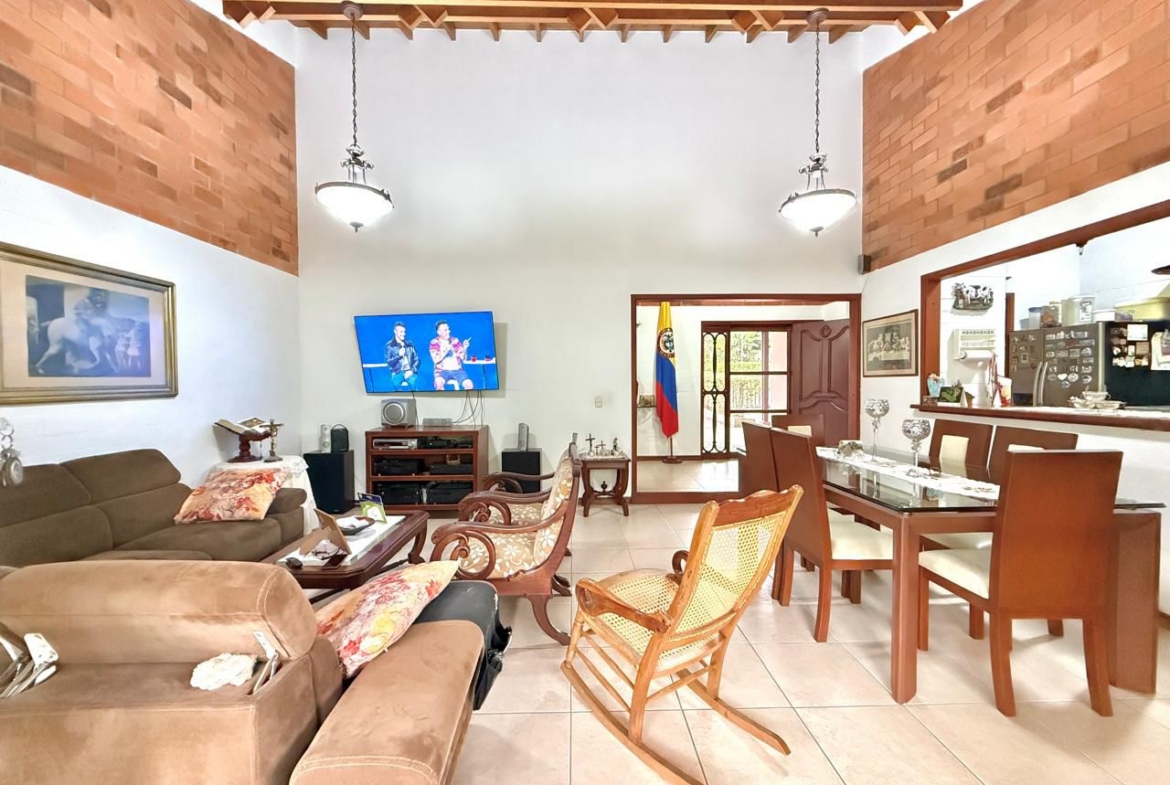 VENDO CASA CAMPESTRE EN COMBIA
