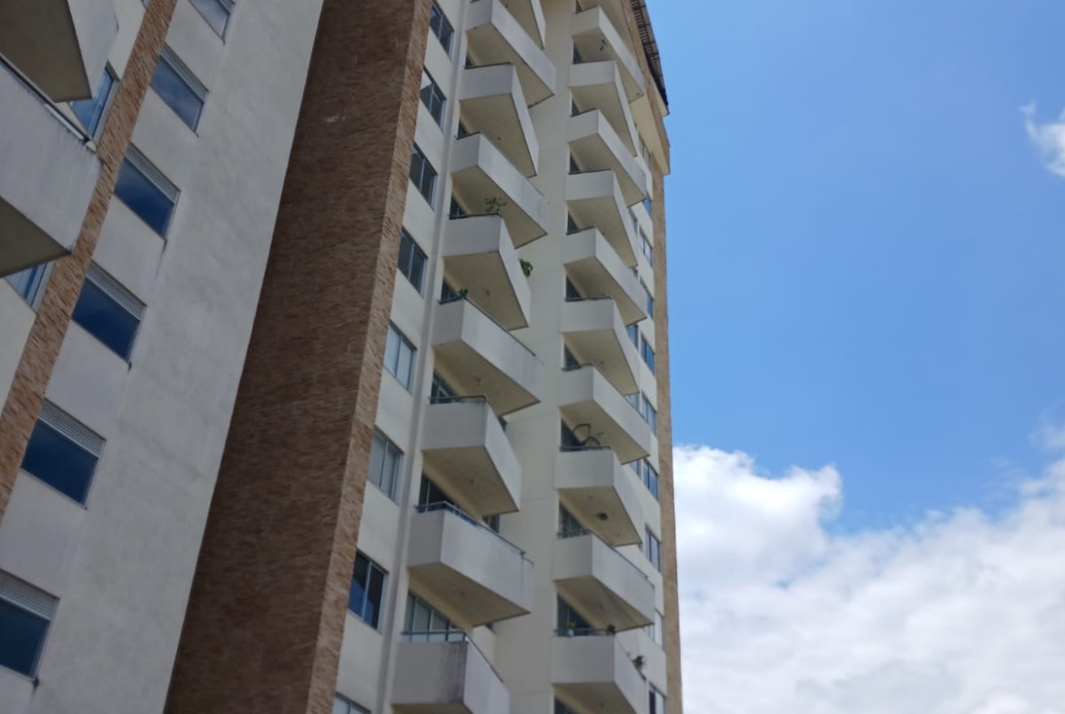 VENDO APARTAMENTO EN ALAMOS PEREIRA