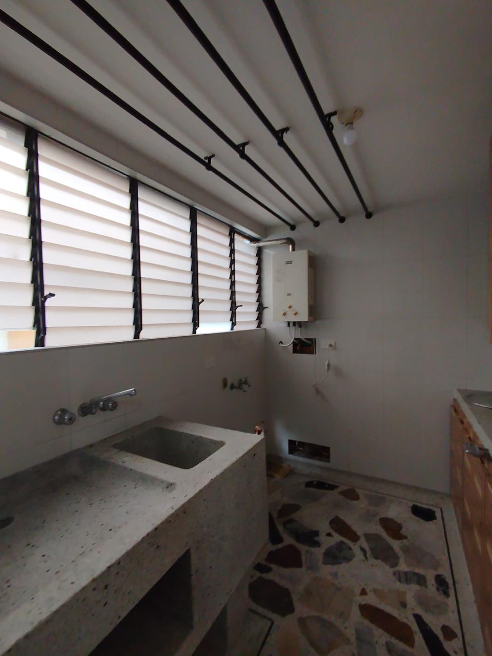 SE VENDE APARTAMENTO EN ALAMOS