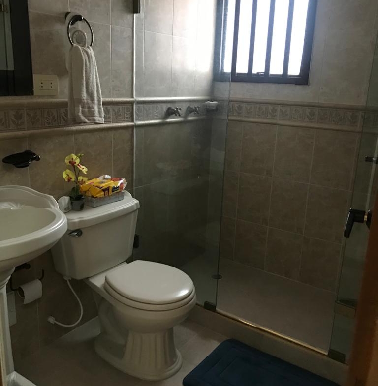VENTA DE CASA EN PINARES