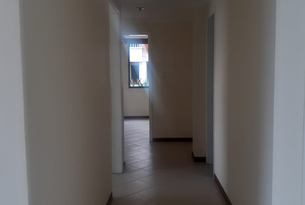 VENDO APARTAMENTO EN PINARES DE SAN MARTIN PEREIRA