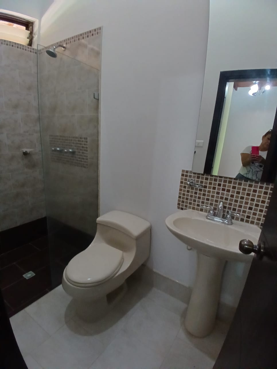 VENDO CASA CAMPESTRE VIA CERRITOS LA VIRGINIA