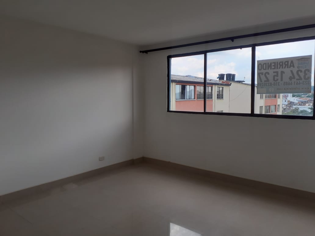 VENDO APARTAMENTO EN CONJUNTO LA LORENA PEREIRA