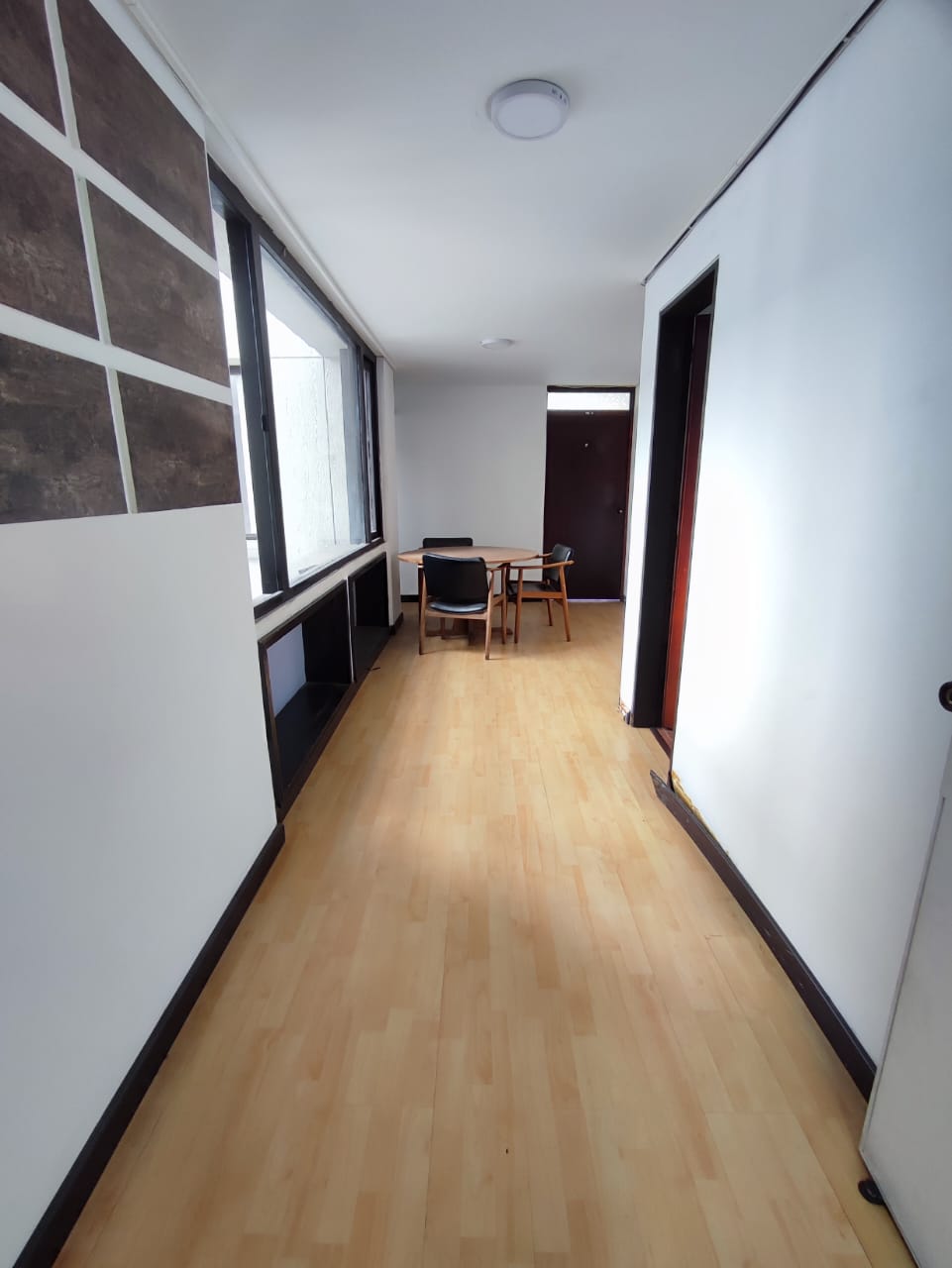 30507220240423061458 VENDO OF EN EL CORAZON DEL CENTRO DE MANIZALES 76 M2