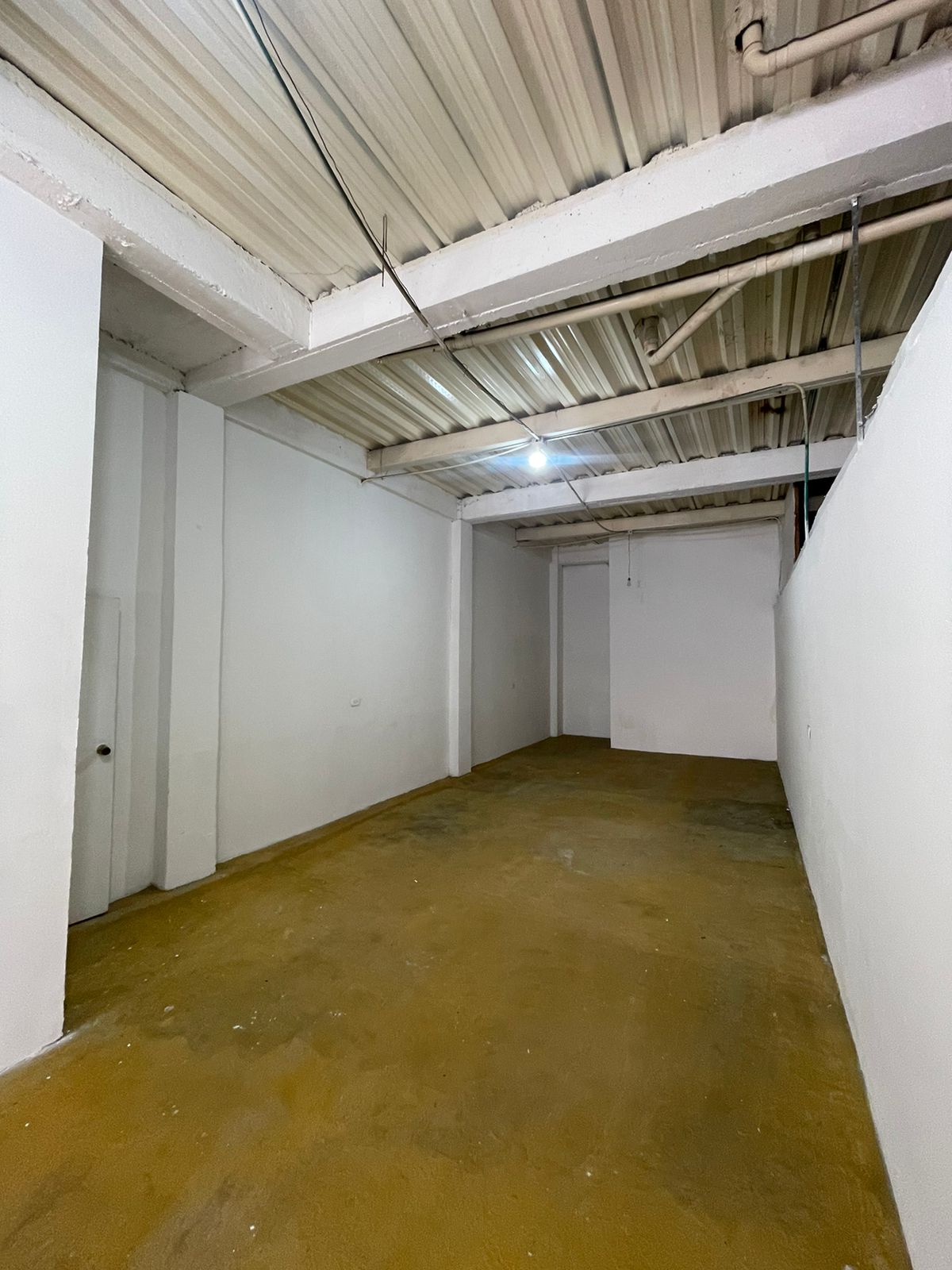 30507220240424092437 VENDO BODEGA PEREIRA