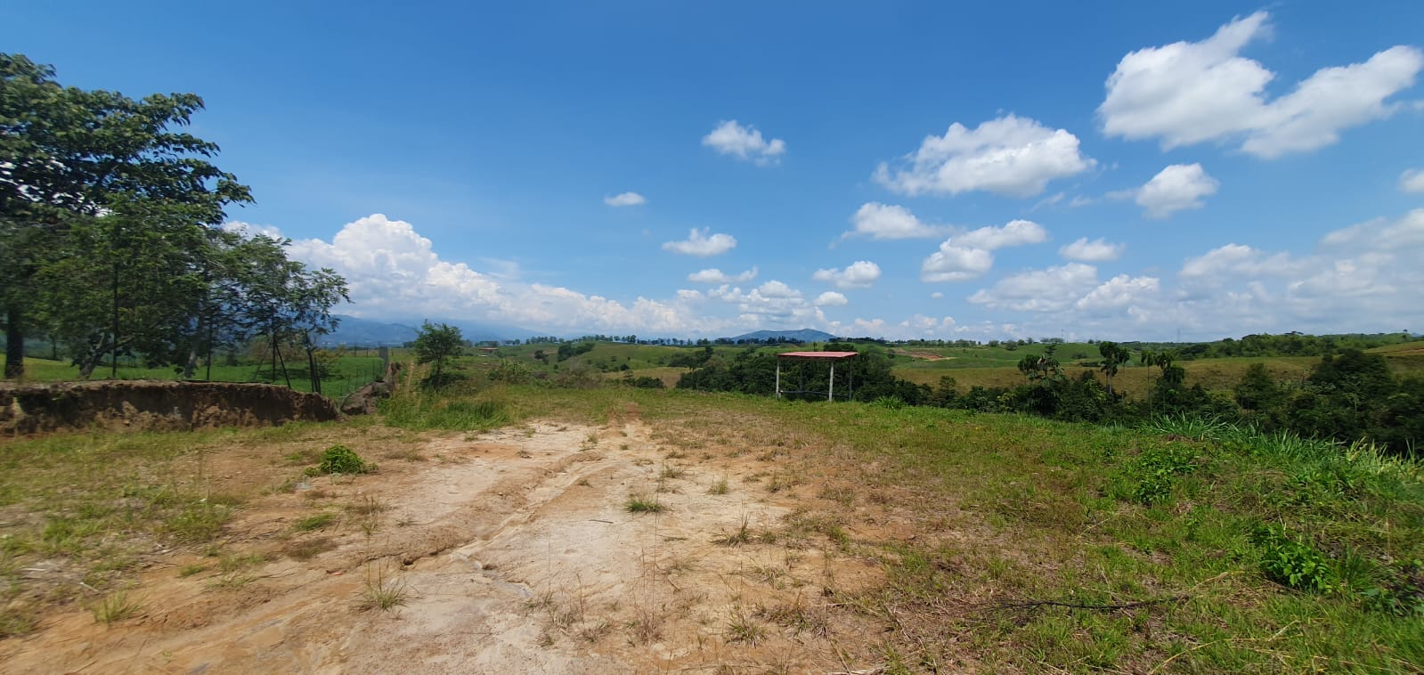 30507220250311061343-1 EN VENTA LOTE CERRITOS PEREIRA 11.027M2