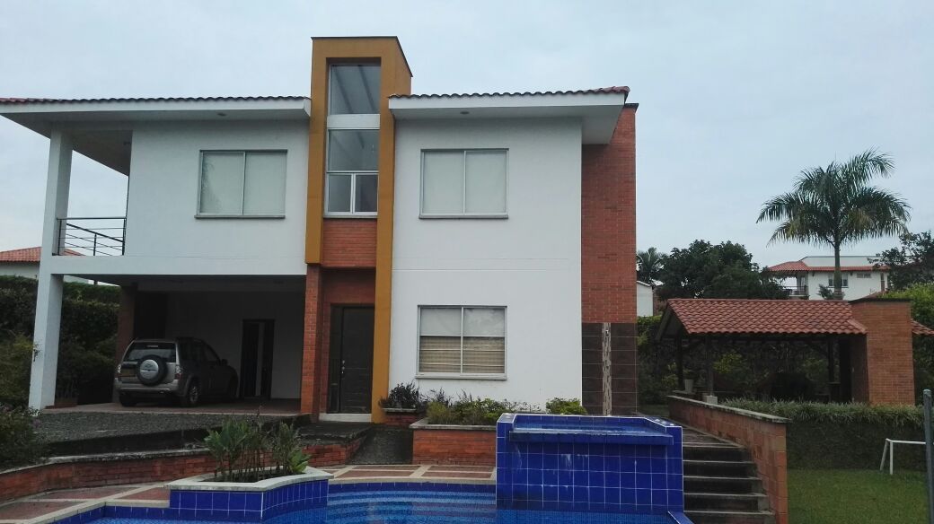 VENTA DE CASA CAMPESTRE EN CERRITOS