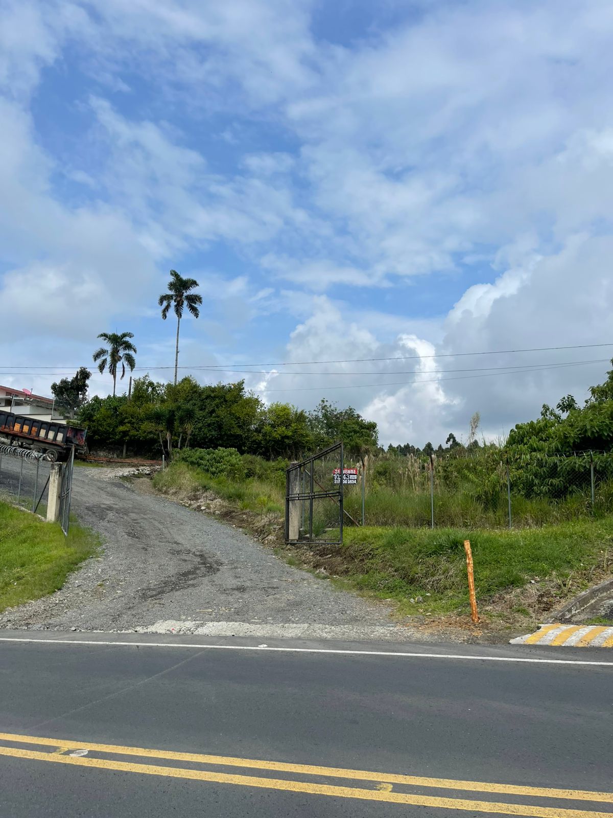 VENTA DE LOTE VÍA CONDINA