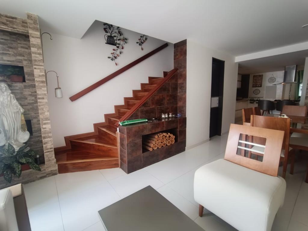 VENDO CASA EN PUEBLITO CAFETERO