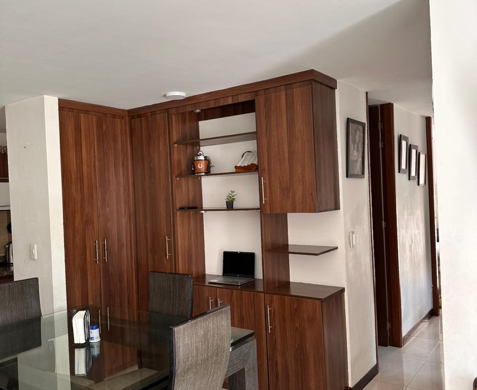 VENDO APARTAMENTO EN AV SUR, SECTOR CORALES 68 M2
