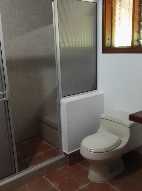 SE VENDE HERMOSA FINCA DE RECREO VIA A ARMENIA