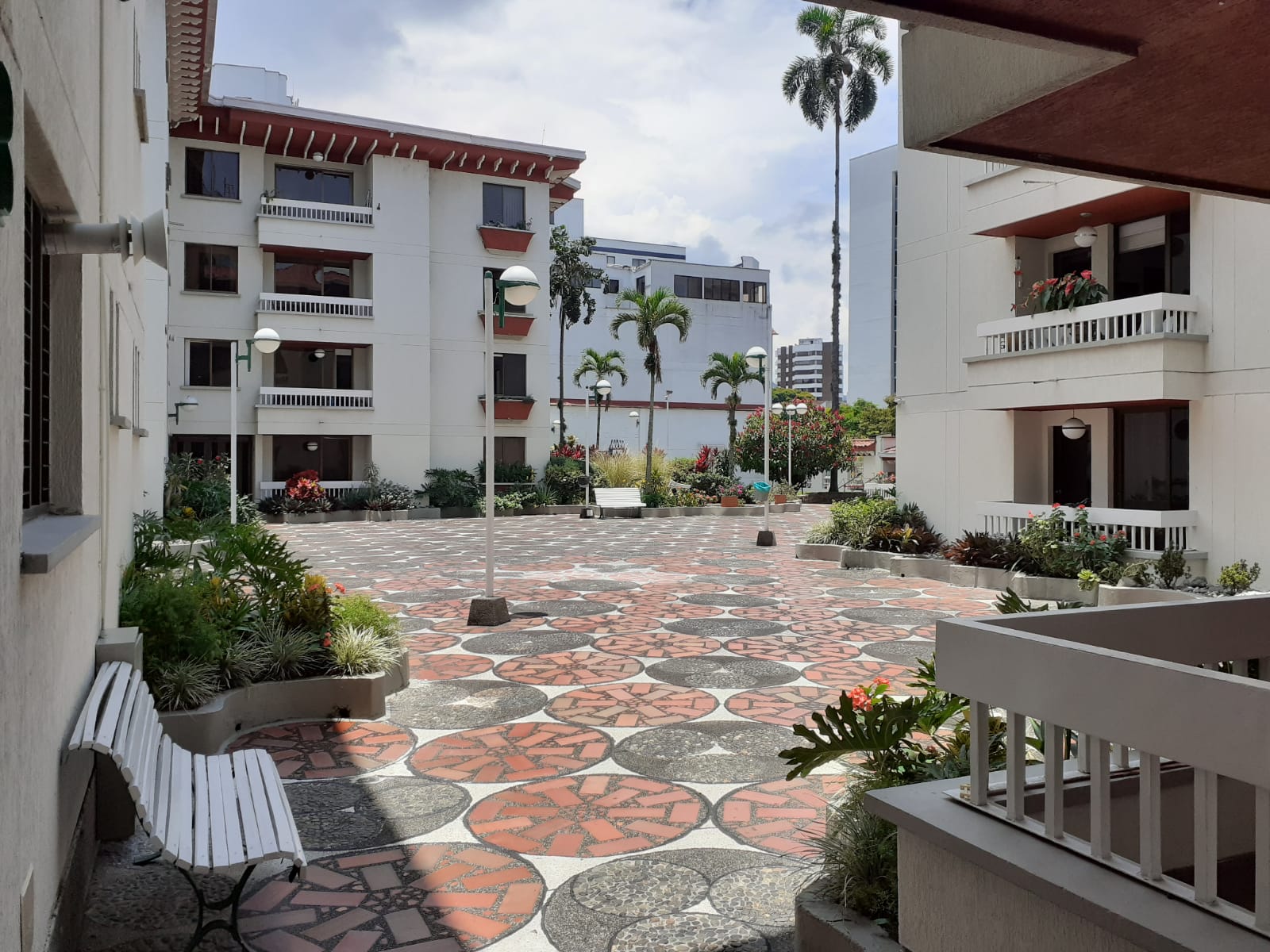 305072220220405042510 VENDO APARTAMENTO EN PINARES DE SAN MARTIN PEREIRA