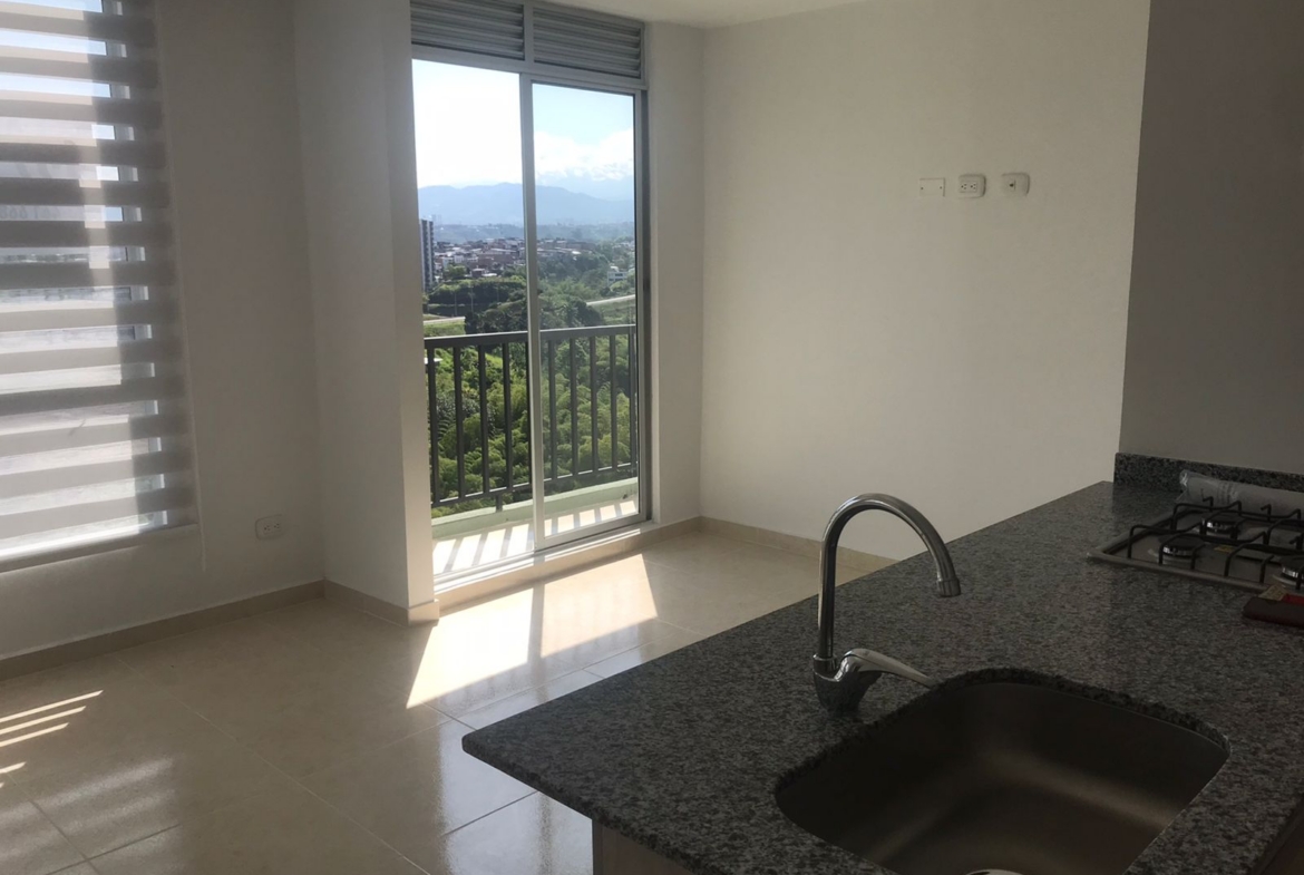 ARRIENDO APTO EN LA VIA CONDINA PALO VERDE PER