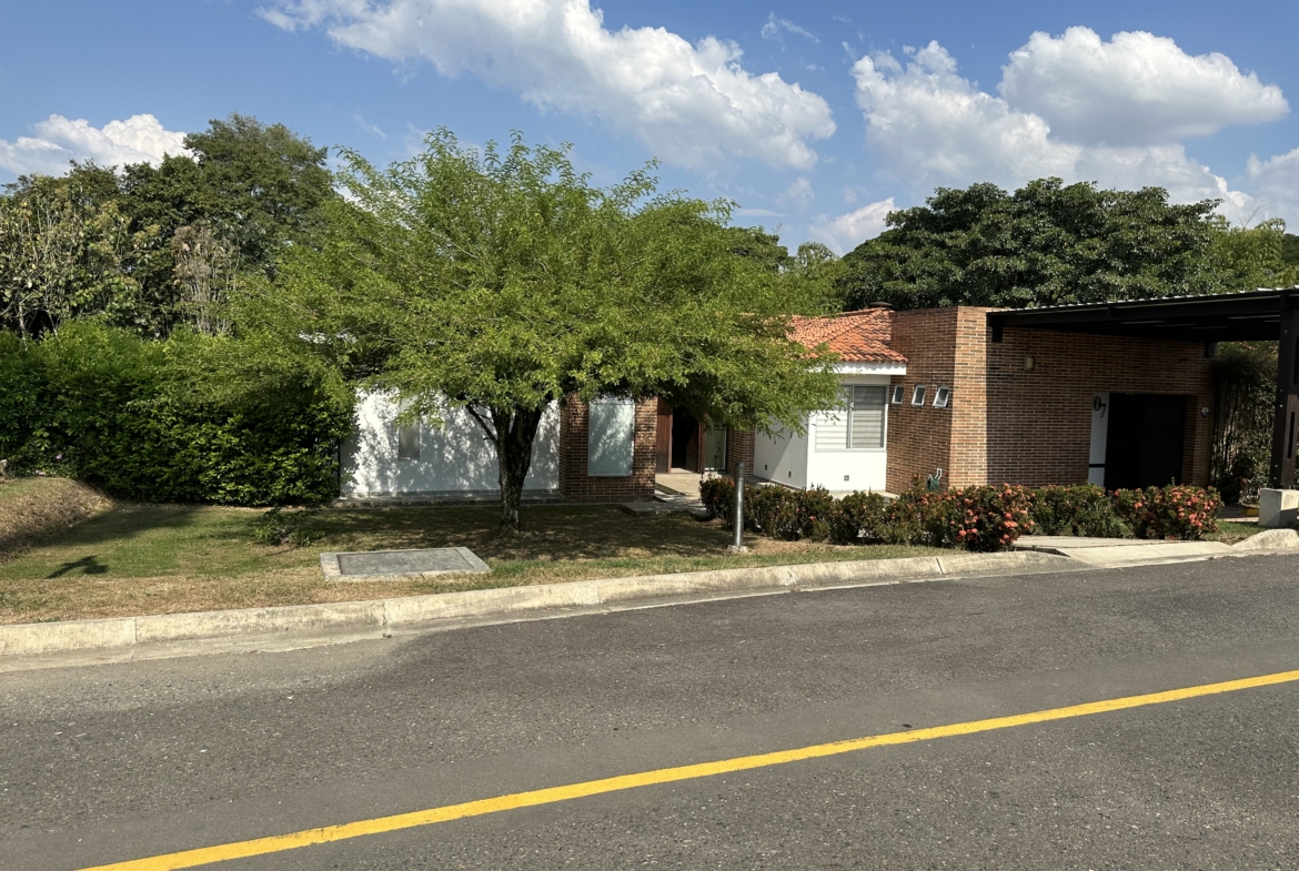 VENTA CASA CAMPESTRE EN CERRITOS