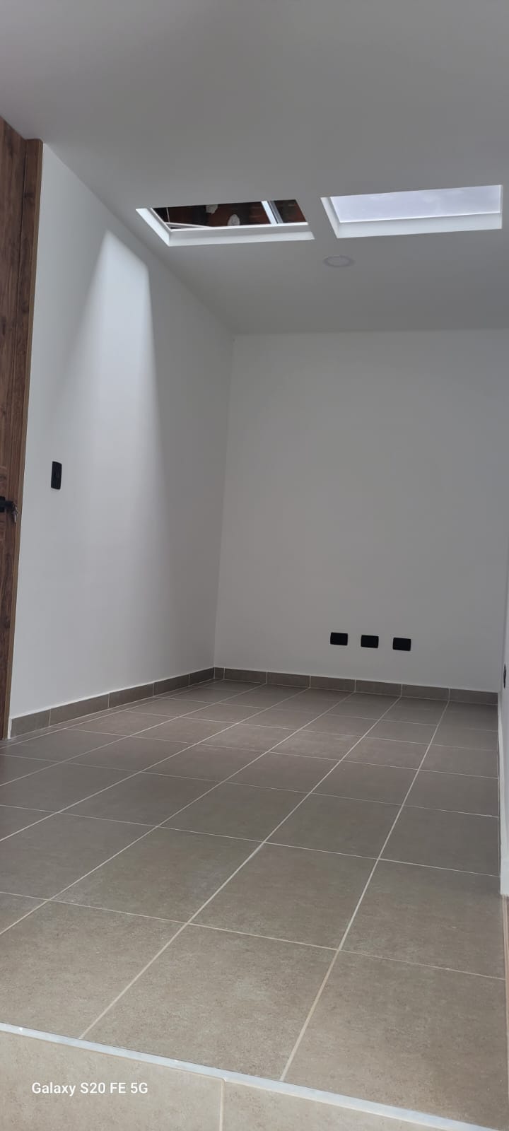 305072220250409122608 VENDO CASA EN CERRITOS PARA ESTRENAR