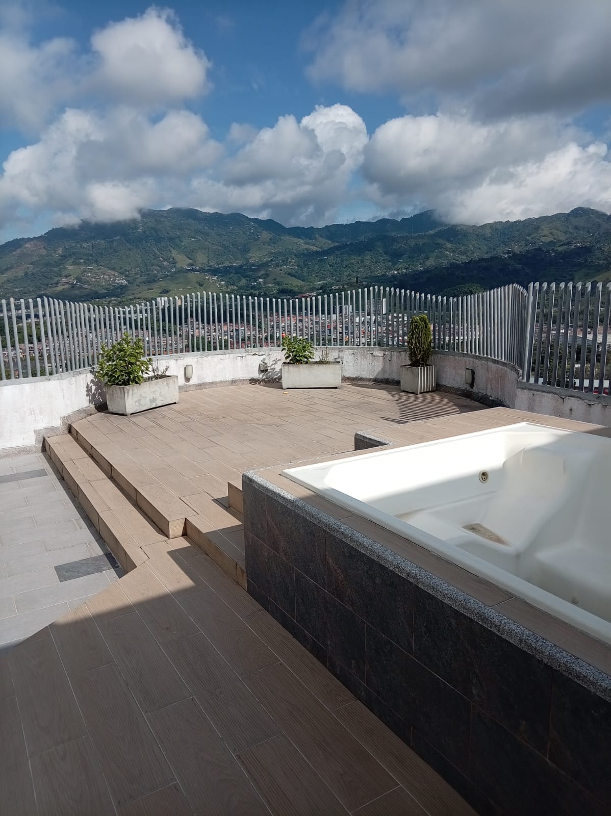 305072220250902025020 VENTA APARTAMENTO EN DOSQUEBRADAS , SECTOR MILÁN