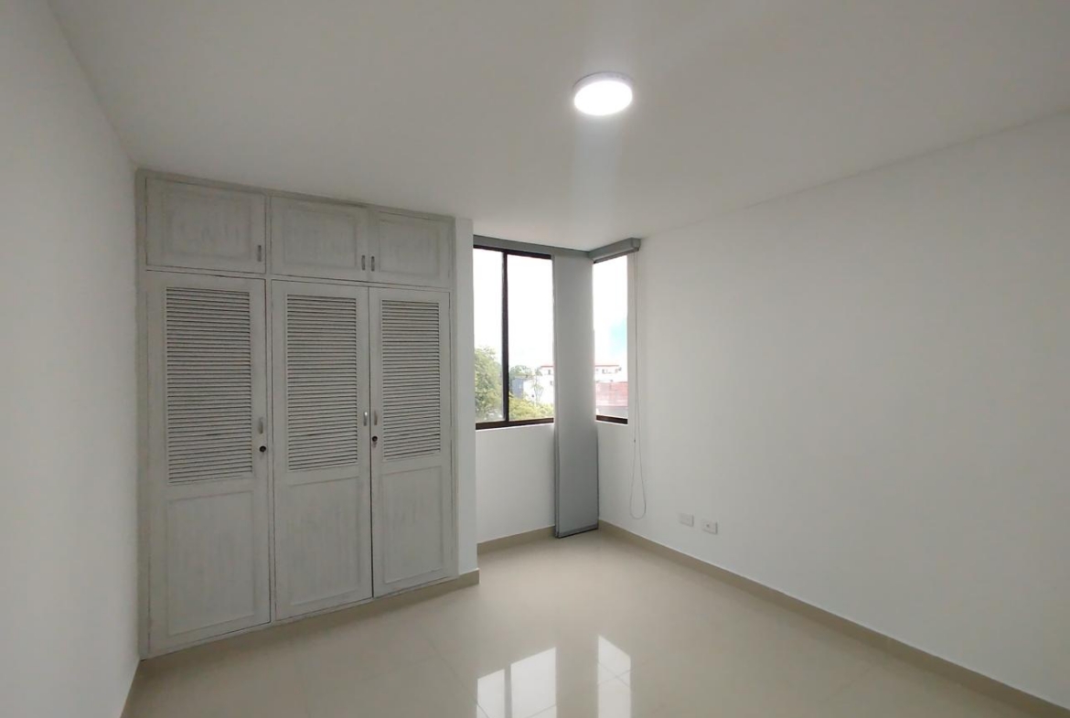 SE VENDE APARTAMENTO EN ALAMOS