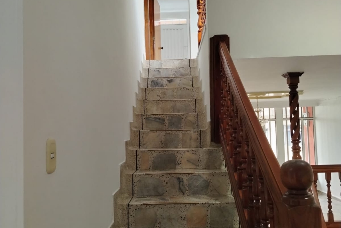 ARRIENDO CASA EN BARRIO CENTENARIO PEREIRA