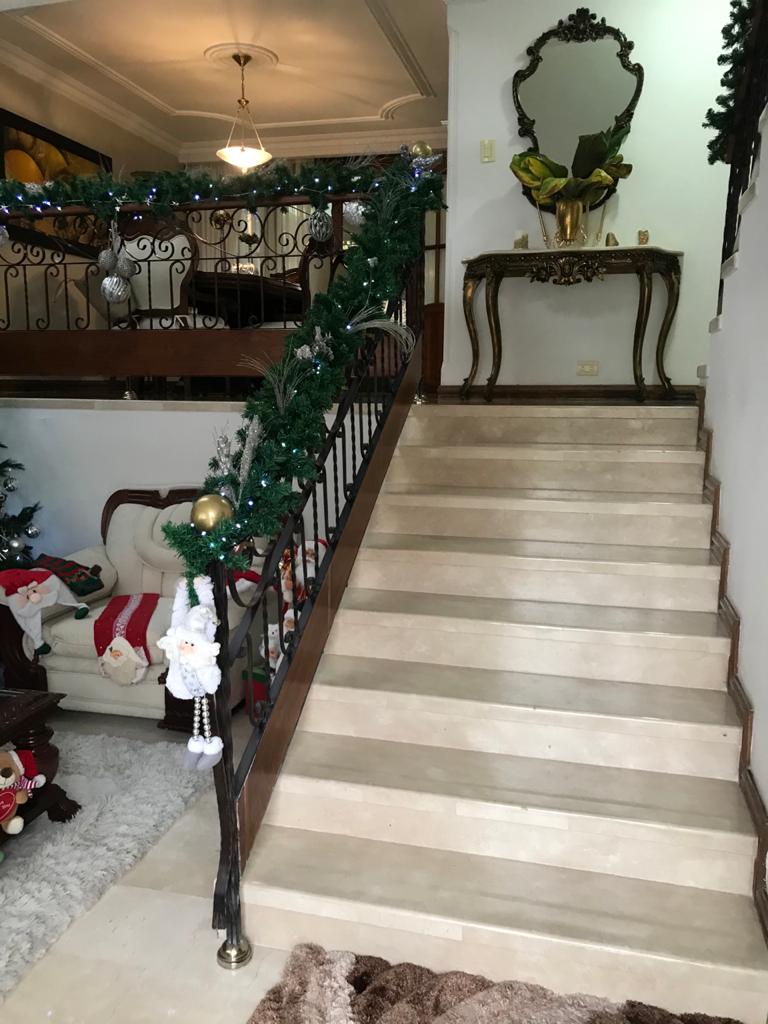 VENTA DE CASA EN PINARES