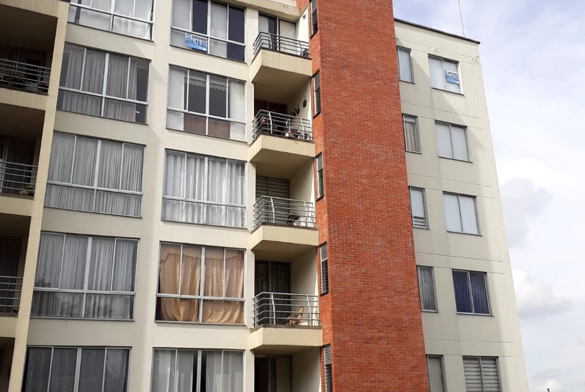 Vendo Apartamento en Portal de la 14 Pereira