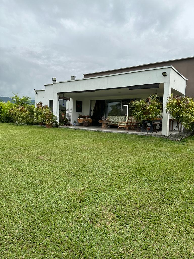 VENTA DE CASA CAMPESTRE EN COMBIA