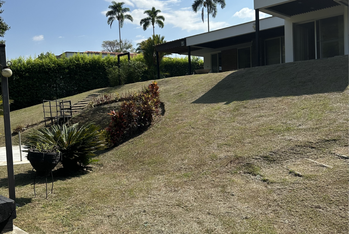 VENTA CASA CAMPESTRE EN CERRITOS
