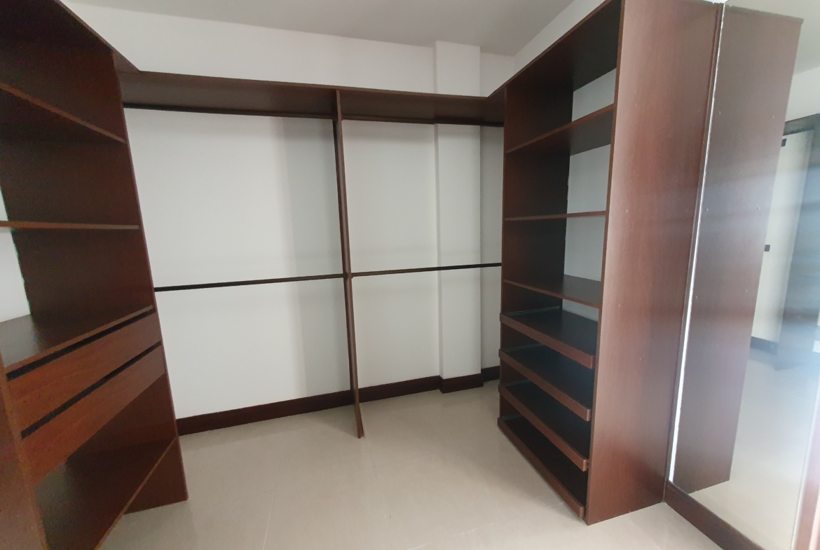 EN VENTA CASA EN PINARES CONJUNTO CERRADO