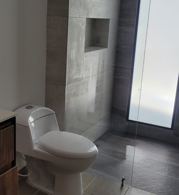 VENDO CASA EN CERRITOS PARA ESTRENAR