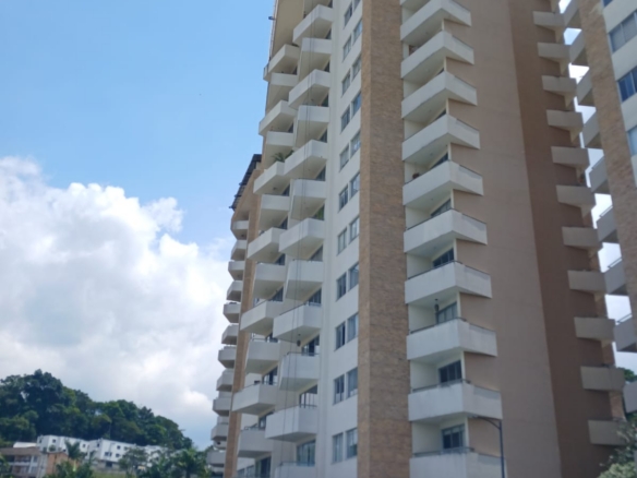 VENDO APARTAMENTO EN ALAMOS PEREIRA