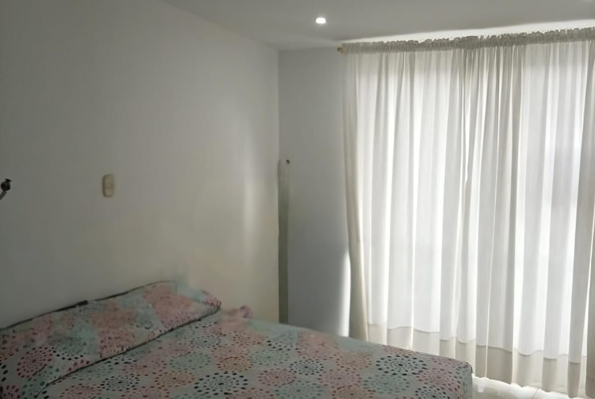 VENDO CASA DÚPLEX CON LOCAL EN SECTOR VILLA VERDE