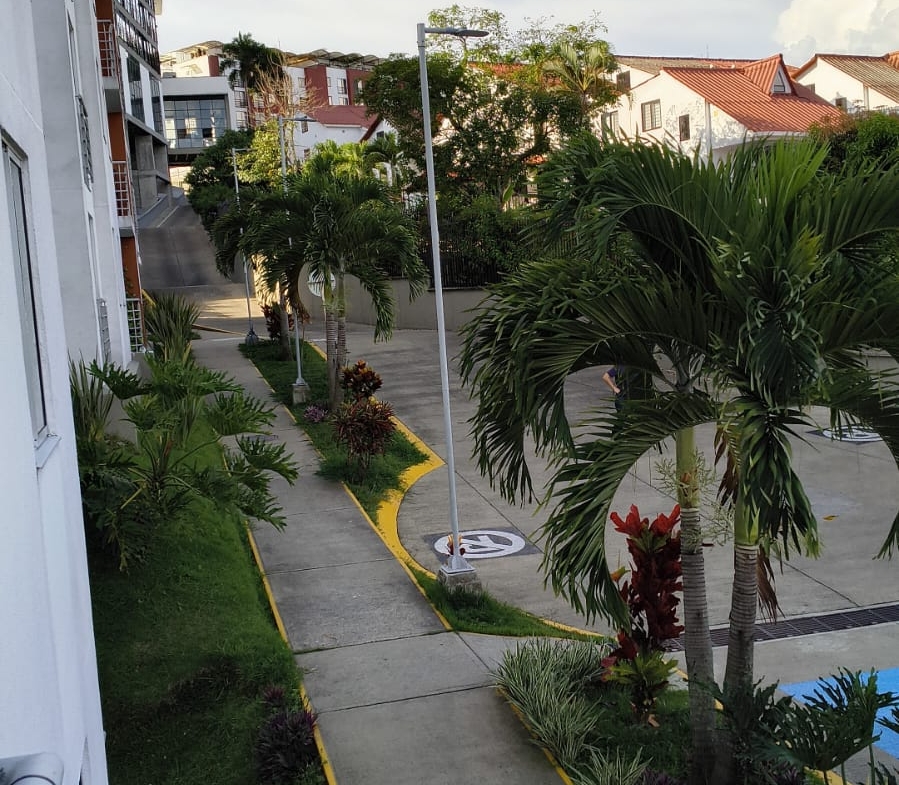 VENDO APARTAMENTO SECTOR UNICENTRO PEREIRA