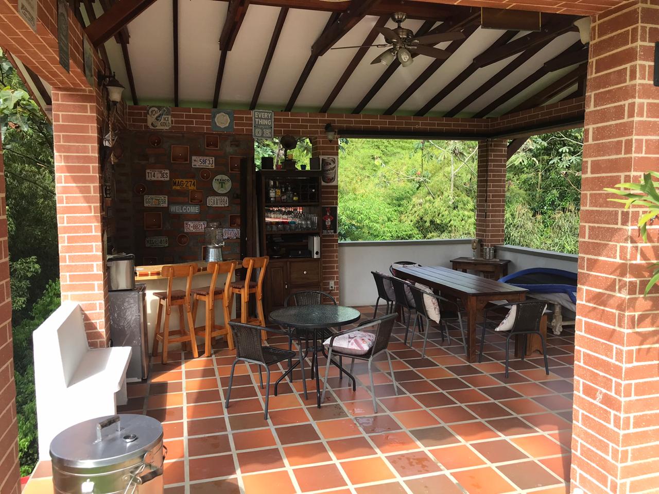 VENDE CASA CAMPESTRE SECTOR CERRITOS