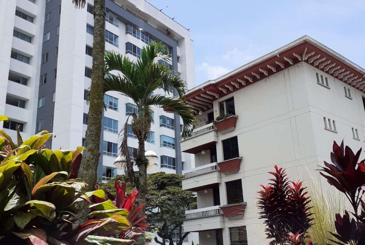 VENDO APARTAMENTO EN PINARES DE SAN MARTIN PEREIRA