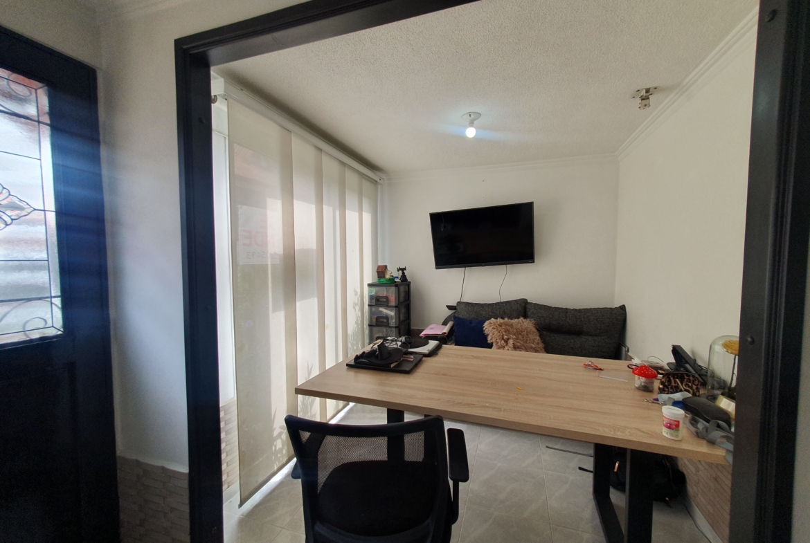 CASA EN VENTA AVENIDA SUR SECTOR HOME CENTER