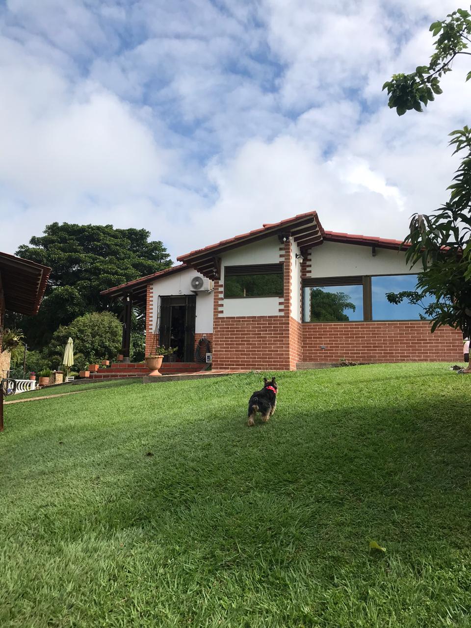 VENDE CASA CAMPESTRE SECTOR CERRITOS