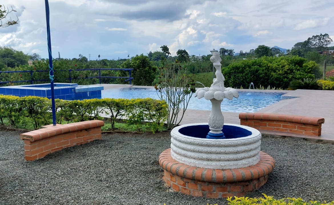 VENDO FINCA EN EL SECTOR DE MORELIA