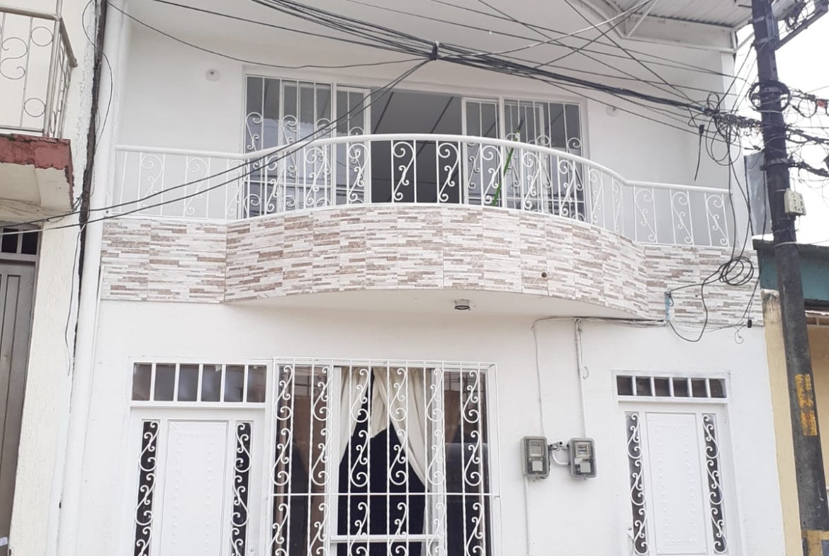 VENDO CASA EN BARRIO SAN NICOLAS