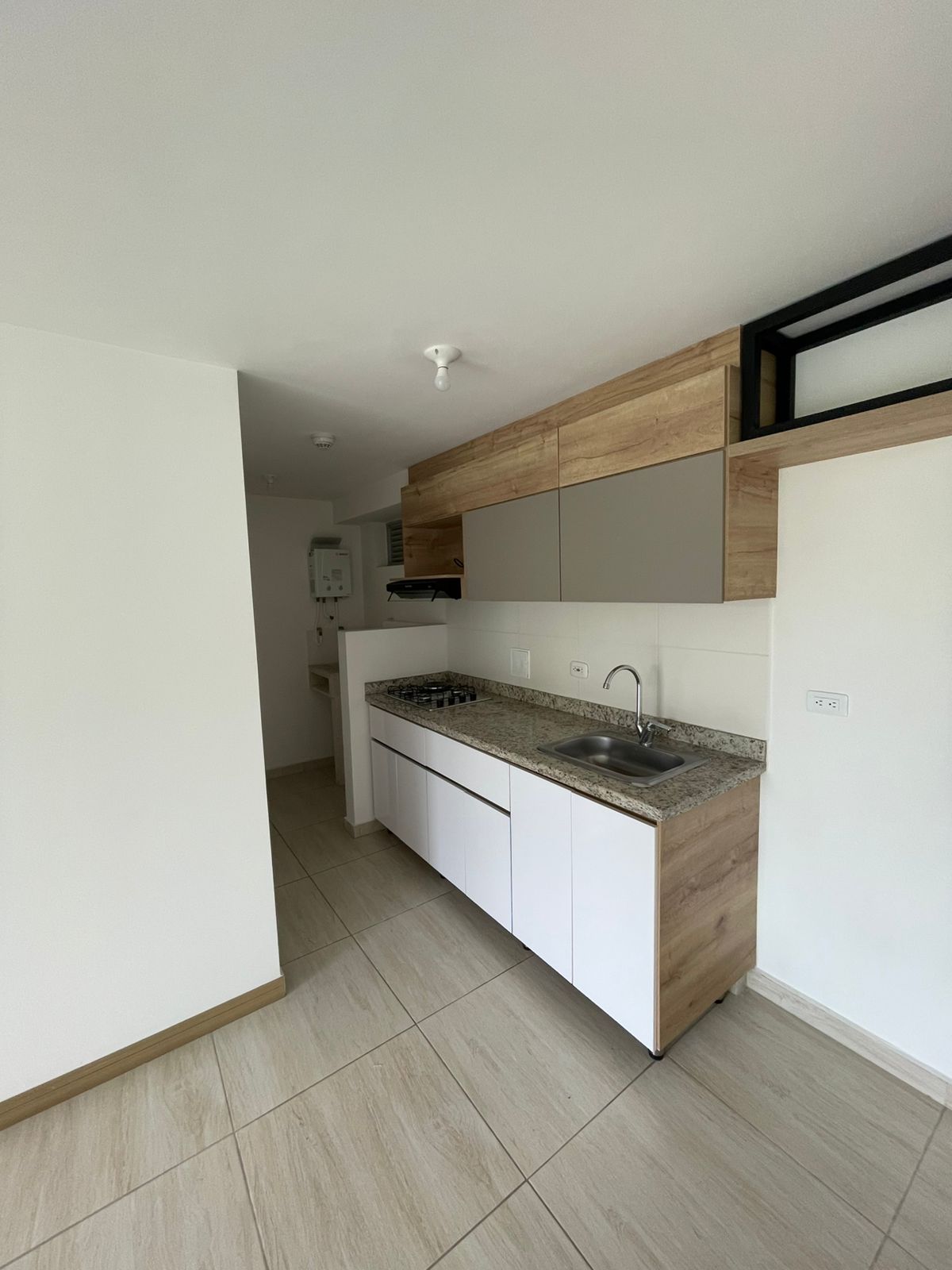 SE VENDE APARTAMENTO EN C.R SENDEROS DE SAN SILVESTRE