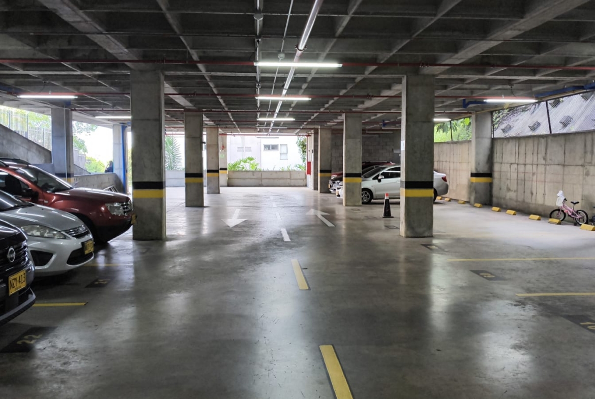 VENDO APARTAMENTO SECTOR UNICENTRO PEREIRA