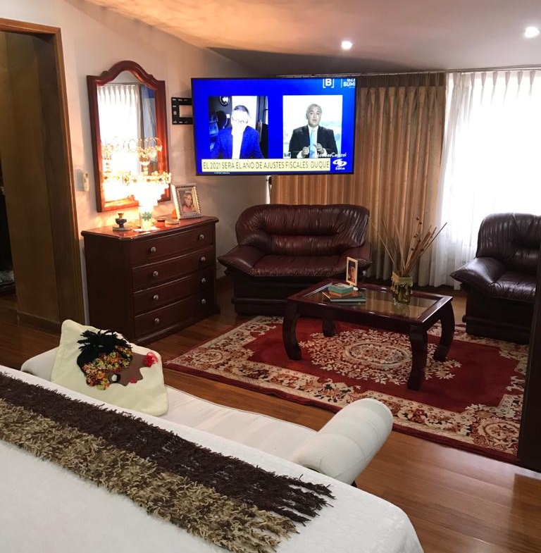 VENTA DE CASA EN PINARES