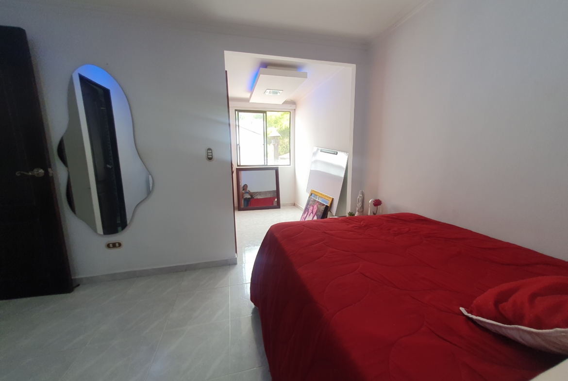 CASA EN VENTA AVENIDA SUR SECTOR HOME CENTER