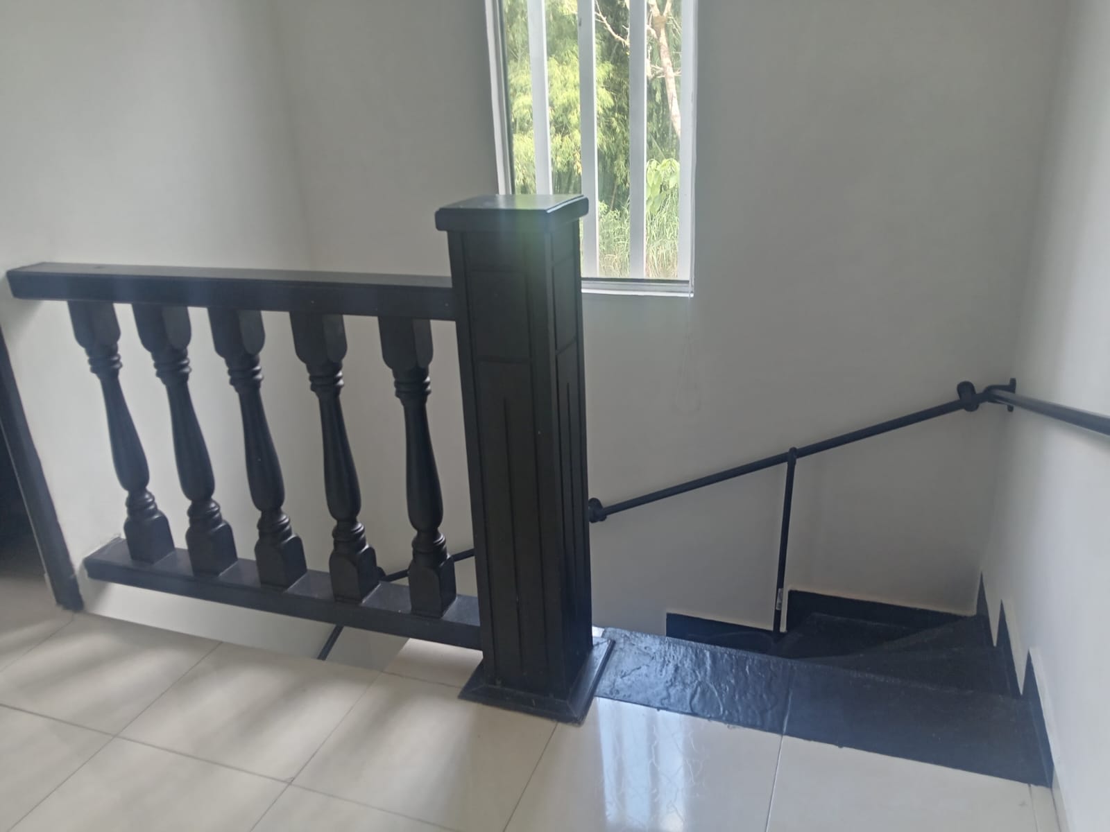 VENDO CASA DÚPLEX CON LOCAL EN SECTOR VILLA VERDE
